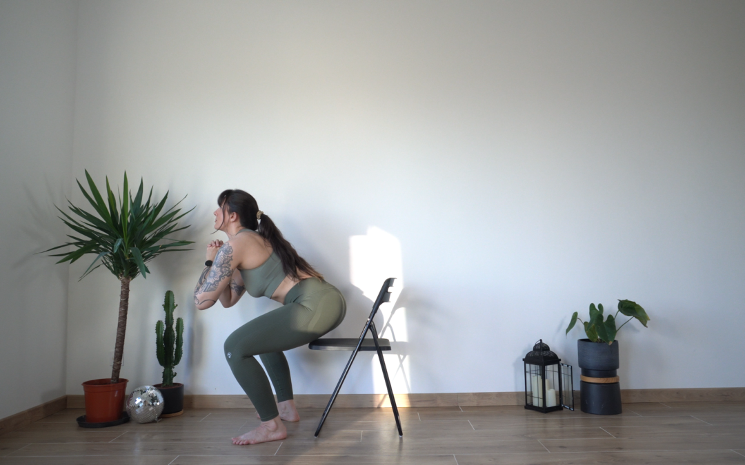 Sculpter jambes et fessiers avec une chaise