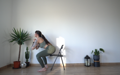 Sculpter jambes et fessiers avec une chaise