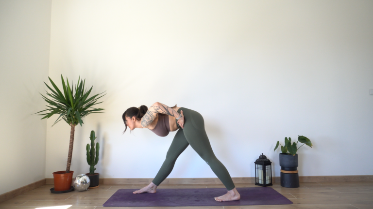 Assouplir l’arrière des jambes sans forcer (débutant)